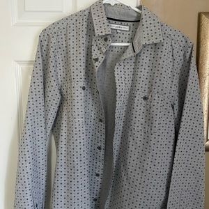 Gray embroidered dress shirt lightly used, in great condition.